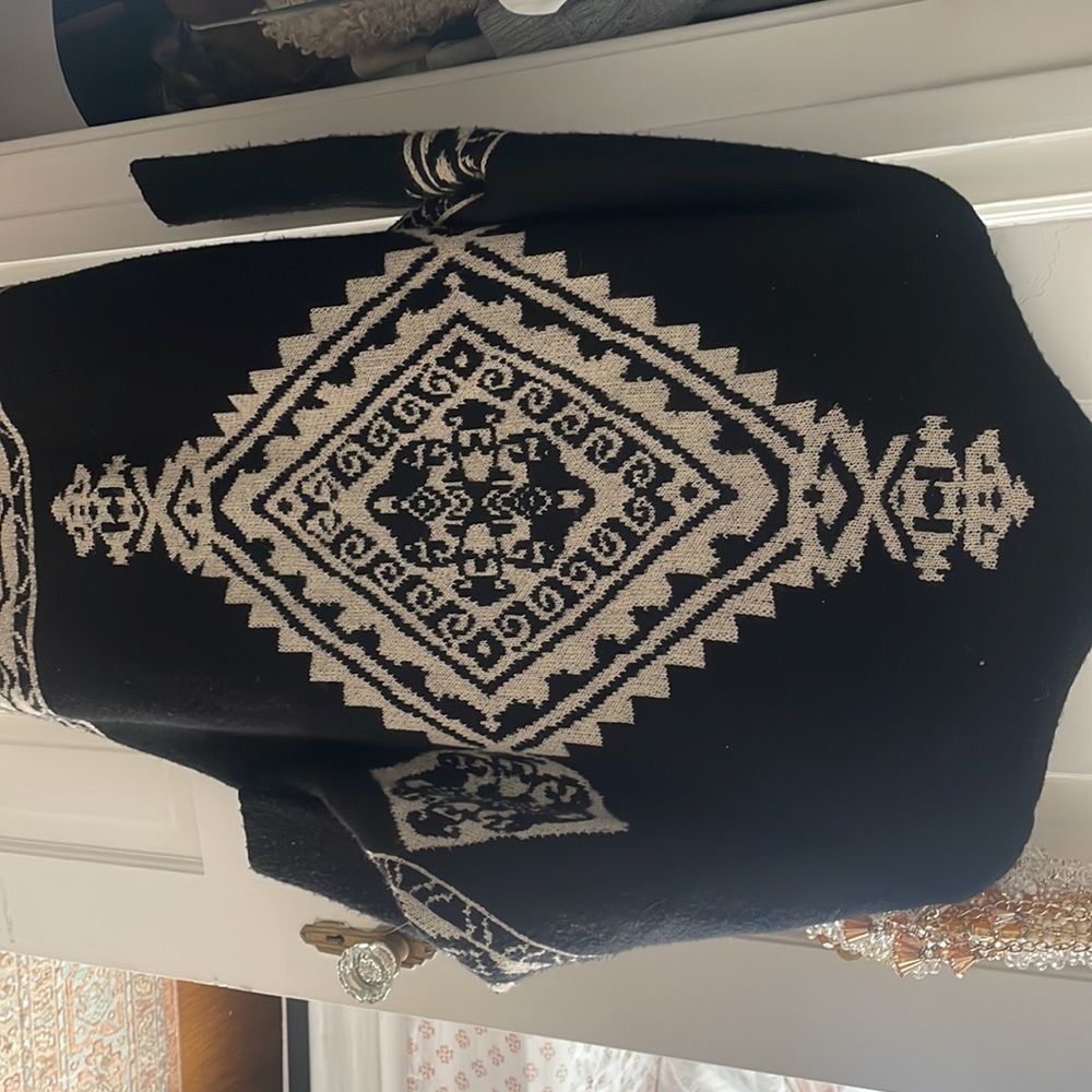 Sweater - Picture 3 of 3